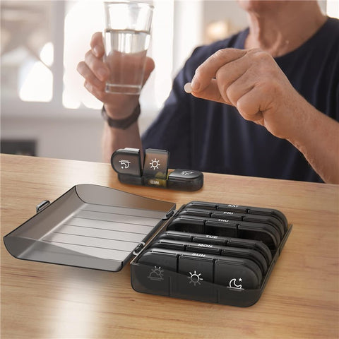 21001 21 Grids Pill Box Seven Days A Week Sorting Box Portable Vitamin Fish Oil Dispenser (No FDA Certificate, BPA Free)