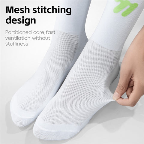 WEST BIKING YP0216057 1 Pair Sports Running Cycling Socks Reflective Breathable Socks
