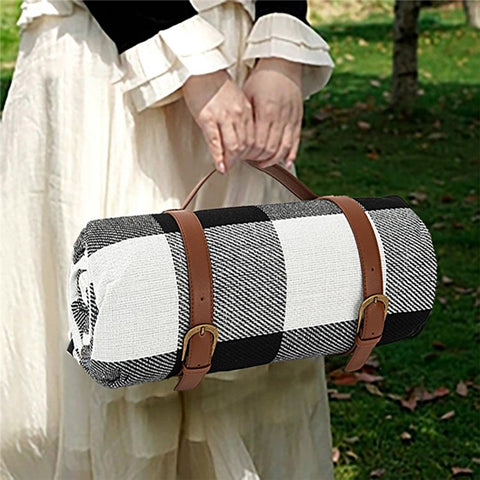 1409 150x200cm Portable Outdoor Moisture-proof Picnic Mat Camping Hiking Lawn Mat Carpet