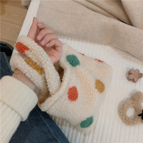 561 Vintage Polka Dot Fluffy Handbag Women Furry Tote Bag for Autumn and Winter