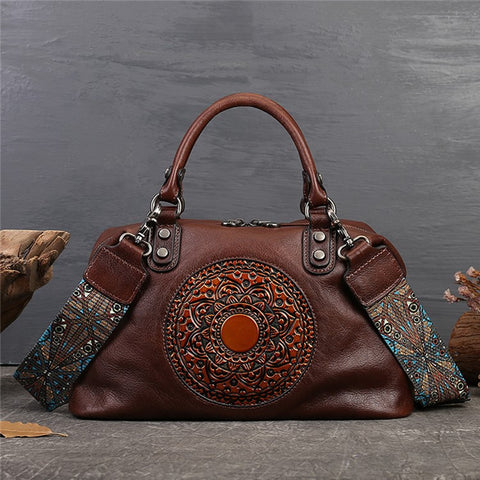 5699 Cowhide Leather Shoulder Bag Retro Totem Crossbody Bag Women's Large Capacity Work Handbag
