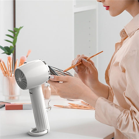 WT13 Portable Cold Compress Cooling Fan with Carabiner for Outdoor Travel Home Office Use