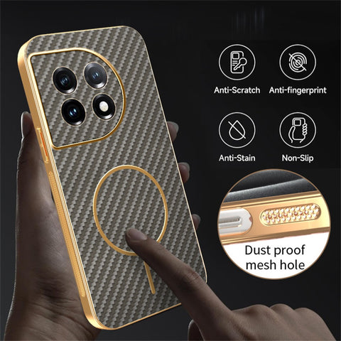For OnePlus 11 5G  /  11 Pro 5G Phone Case Carbon Fiber Textured Electroplated TPU Back Cover