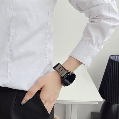 22mm Watch Band For Huawei Watch GT 5 46mm  /  GT 5 Pro 46mm Square Magnetic Buckle Perforated Silicone Strap