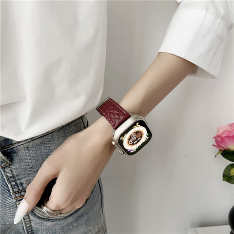 Watch Band For Apple Watch Ultra 3 2 1 49mm / Series 11 10 46mm / 9 8 7 45mm / SE3 SE2 SE 6 5 4 44mm / 3 2 1 42mm Magnetic Starlight Buckle Leather Strap