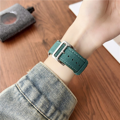 Watch Band For Apple Watch Series 11 10 42mm / 9 8 7 41mm / SE3 SE2 SE 6 5 4 40mm / 3 2 1 38mm Braided Checkered Pattern Leather Wrist Strap