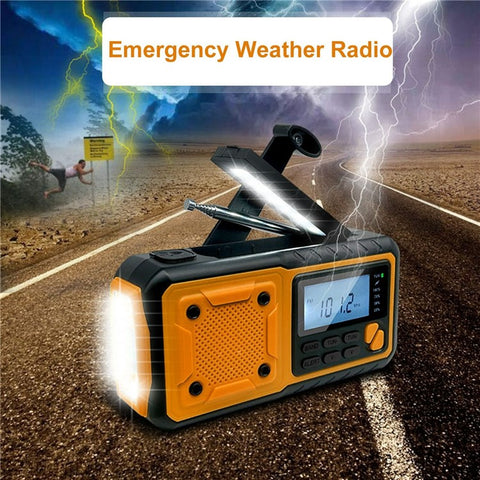 376 Outdoor Solar Power Hand Crank AM / FM Radio Flashlight 4000mAh Power Bank (EU Version)