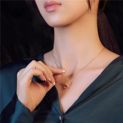 YISIXICI XL13140010 Women's Necklace Rose and Love Seed Enamel Neck Jewelry Birthday Gift
